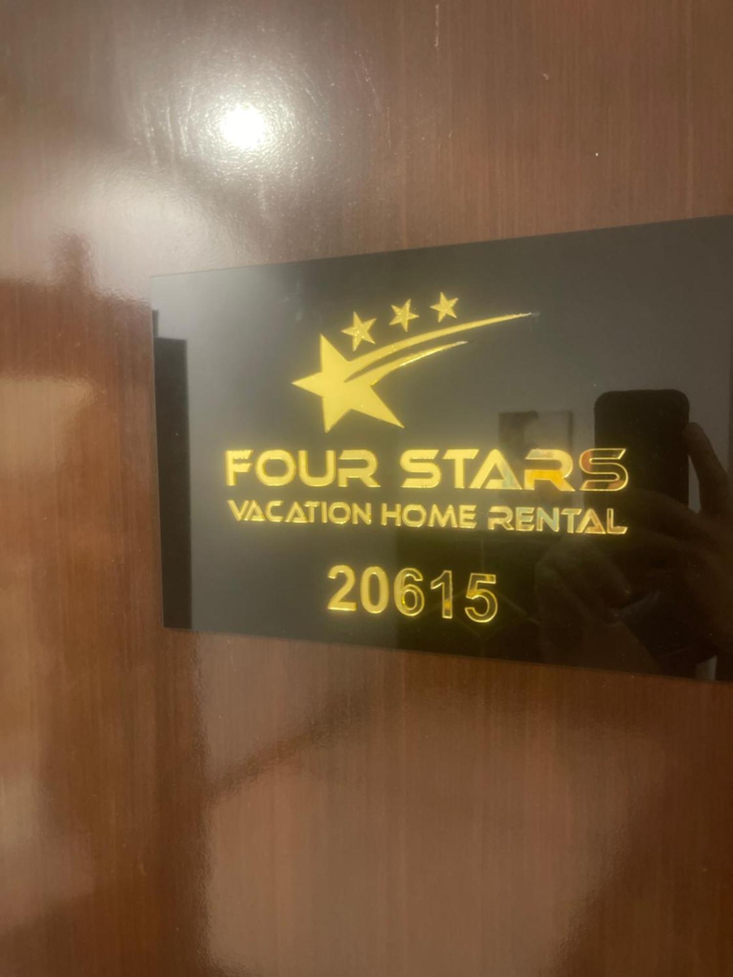 Four Stars Hostel Dubai Buitenkant foto