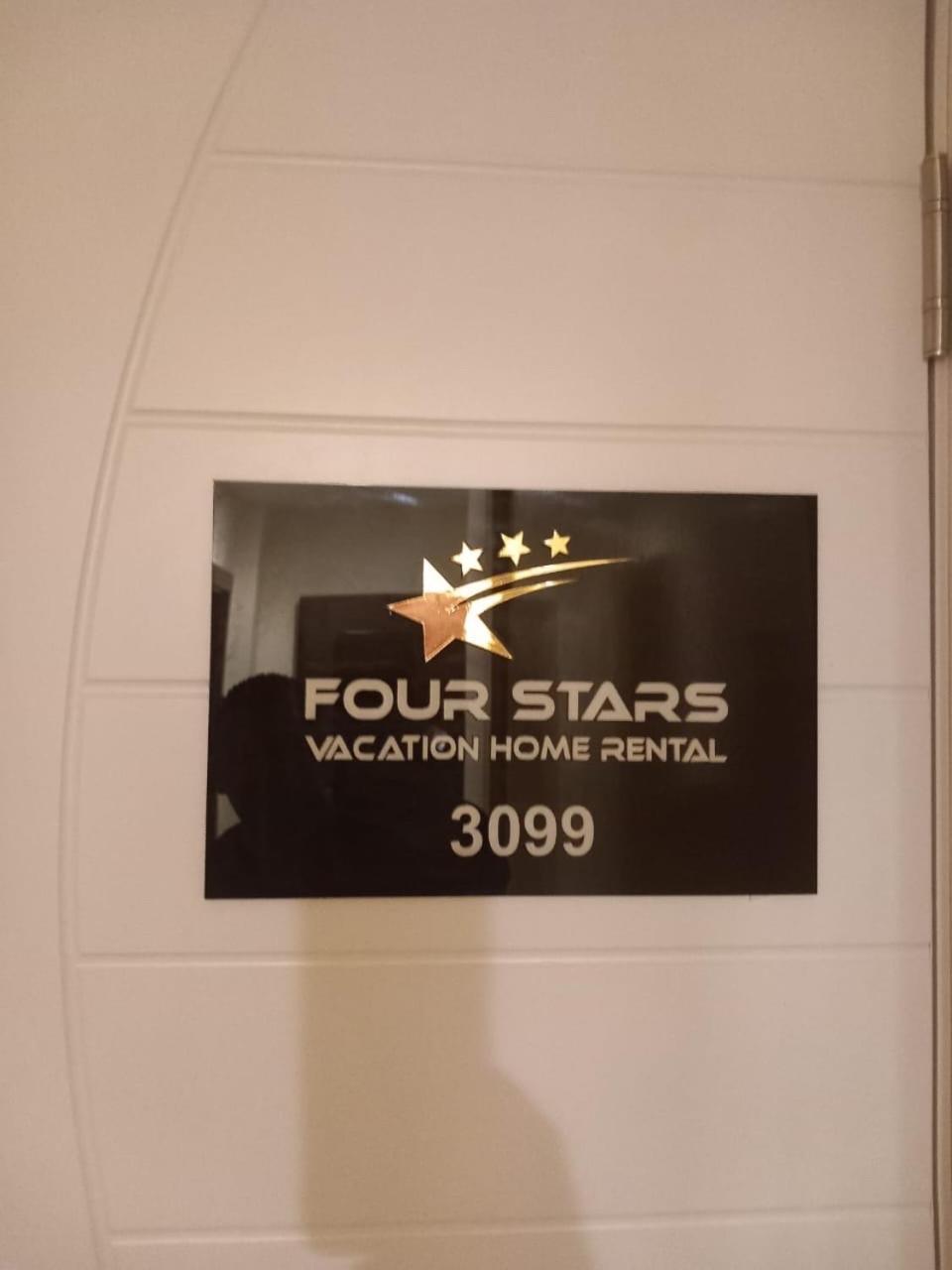 Four Stars Hostel Dubai Buitenkant foto