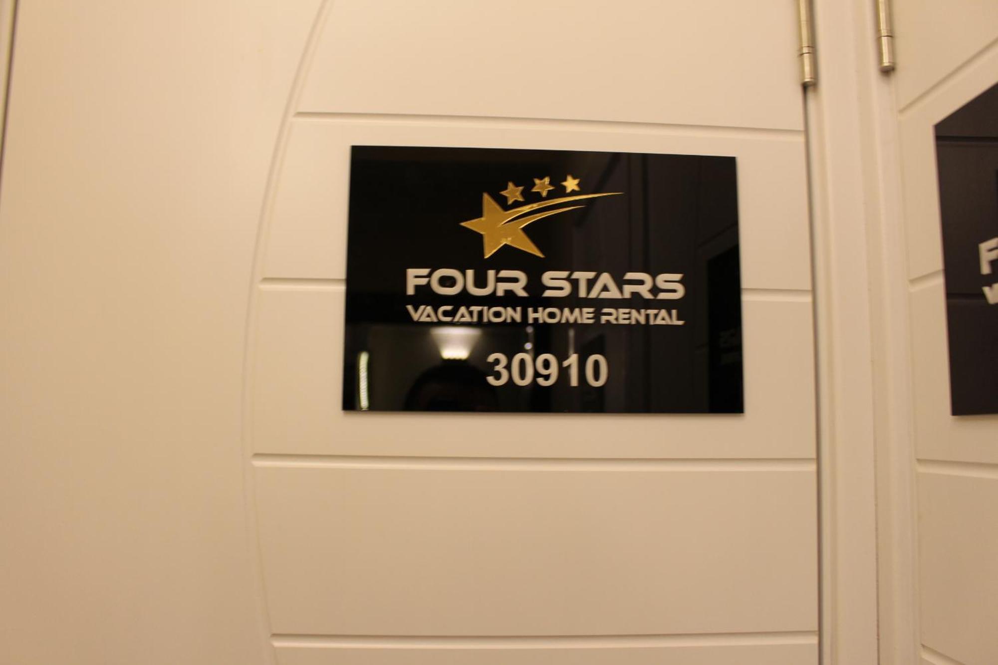 Four Stars Hostel Dubai Buitenkant foto